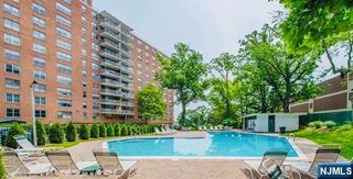 301 Beech Street 4A, Hackensack, NJ 07601