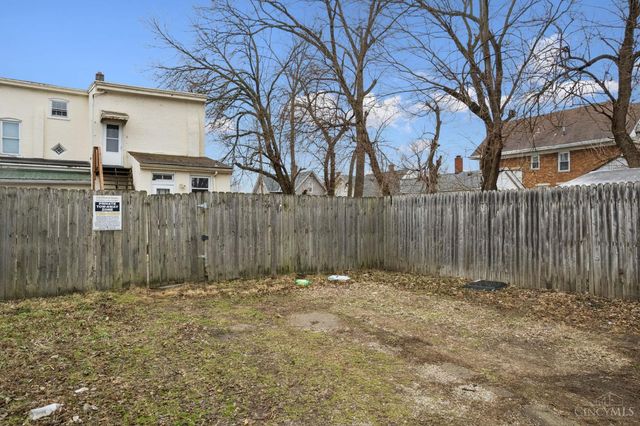 306 Pearl Street, Reading, OH 45215