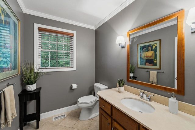 10 Cristy Road, Windham, NH 03087