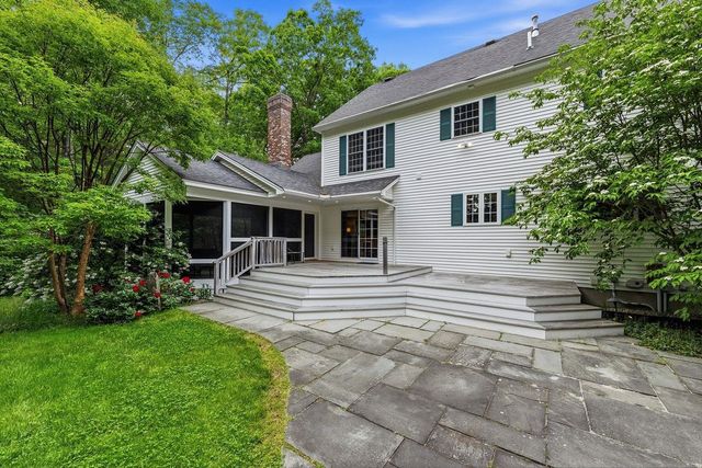 10 Cristy Road, Windham, NH 03087