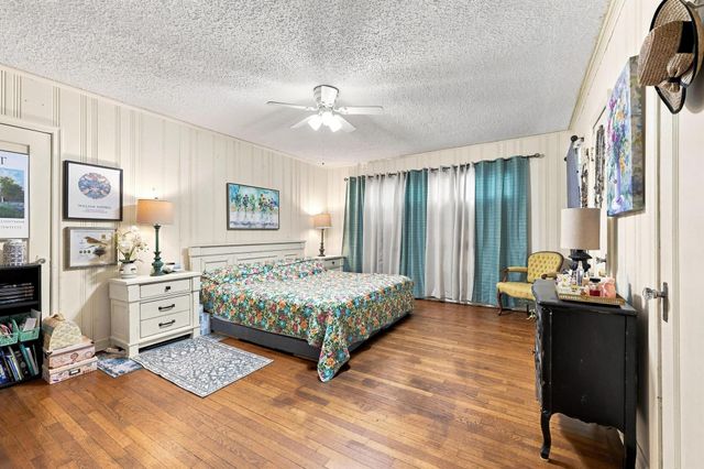 1231 W Sears Street, Denison, TX 75020