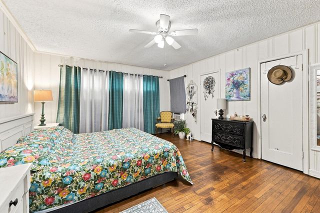 1231 W Sears Street, Denison, TX 75020