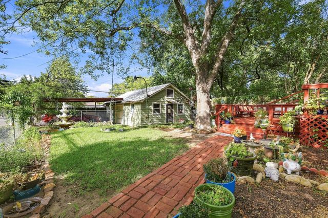 1231 W Sears Street, Denison, TX 75020