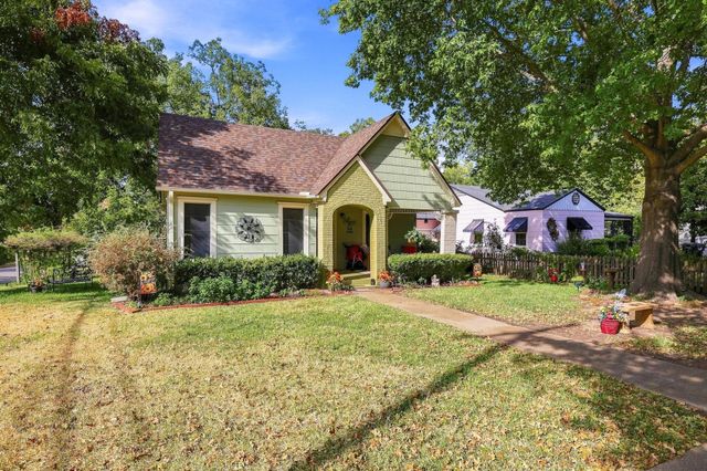 1231 W Sears Street, Denison, TX 75020
