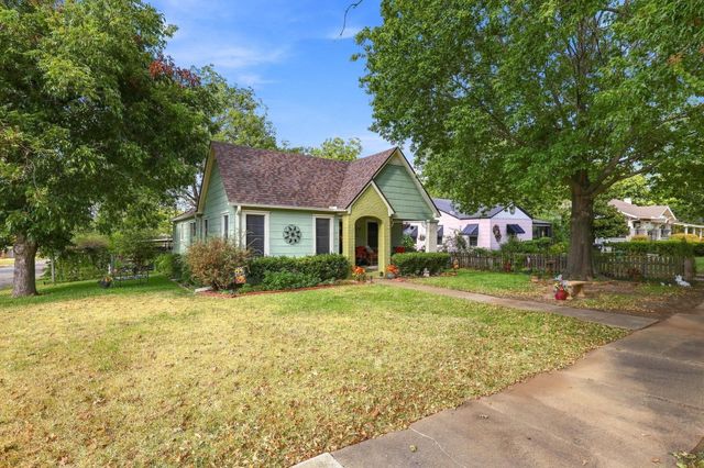 1231 W Sears Street, Denison, TX 75020