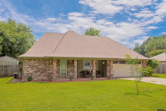 1204 Corey Dr, Whitehouse, TX 75791