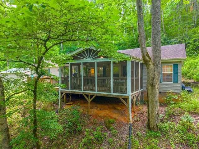 224 Cochrans Creek, Robbinsville, NC 28771