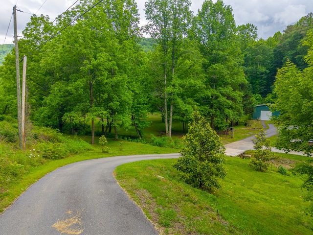 224 Cochrans Creek, Robbinsville, NC 28771