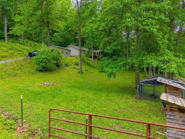 224 Cochrans Creek, Robbinsville, NC 28771