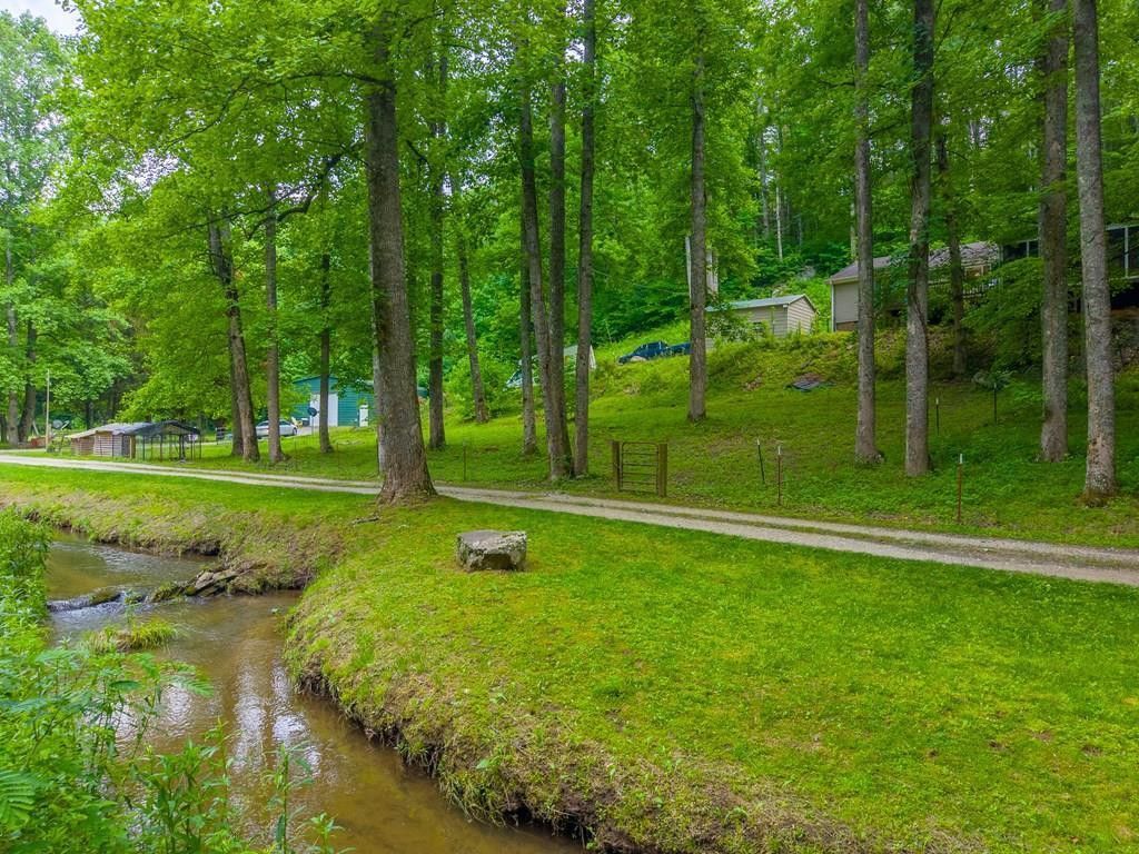 224 Cochrans Creek, Robbinsville, NC 28771