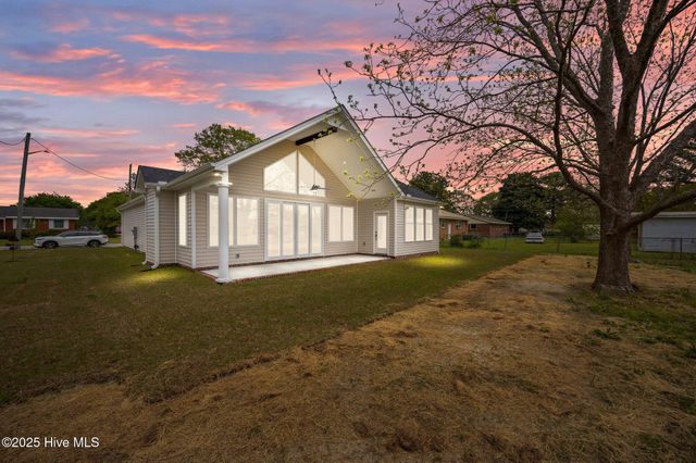 316 Allen Drive, Ayden, NC 28513