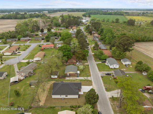 316 Allen Drive, Ayden, NC 28513
