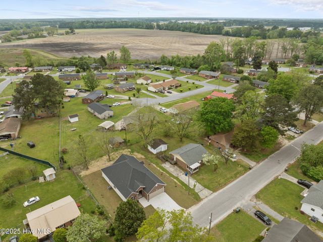 316 Allen Drive, Ayden, NC 28513