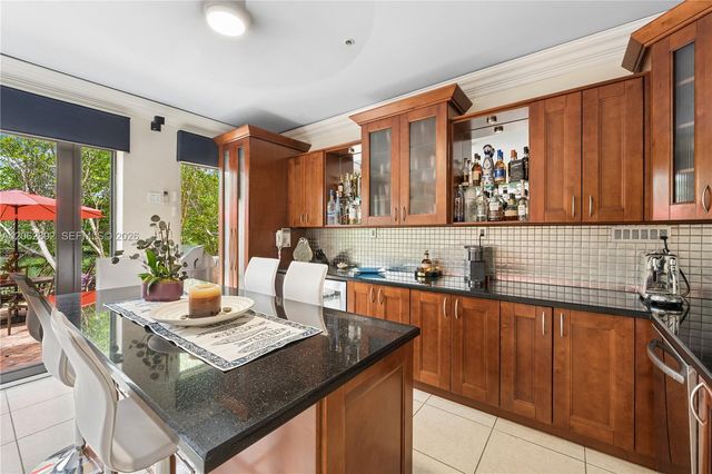 6234 Paradise Point Drive 6234, Palmetto Bay, FL 33157