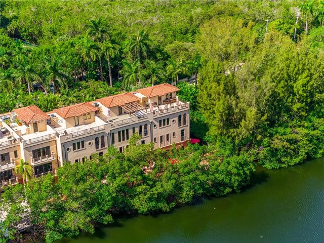 6234 Paradise Point Drive 6234, Palmetto Bay, FL 33157