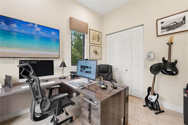 6234 Paradise Point Drive 6234, Palmetto Bay, FL 33157