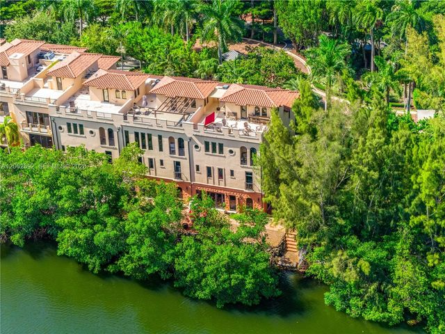 6234 Paradise Point Drive 6234, Palmetto Bay, FL 33157