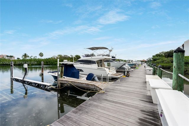 6234 Paradise Point Drive 6234, Palmetto Bay, FL 33157