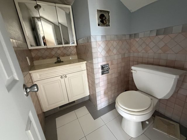 508 W Grove Street, Bloomington, IL 61701