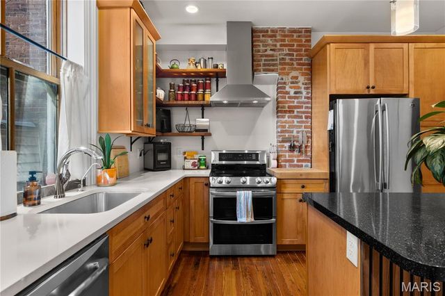 1210 N Market Street, St Louis, MO 63106