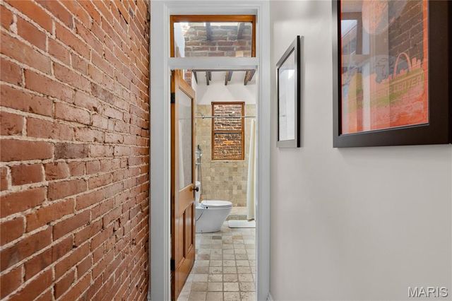 1210 N Market Street, St Louis, MO 63106