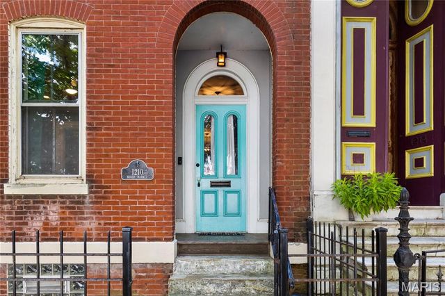 1210 N Market Street, St Louis, MO 63106