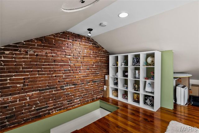 1210 N Market Street, St Louis, MO 63106