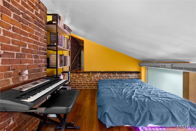 1210 N Market Street, St Louis, MO 63106