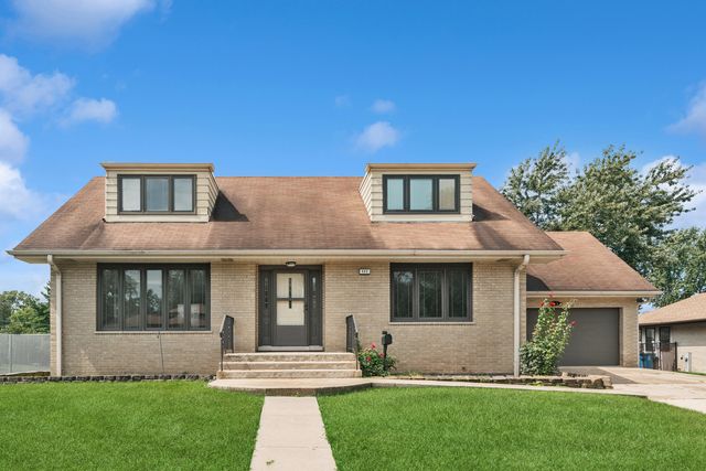 822 Bradoc Street, Chicago Heights, IL 60411