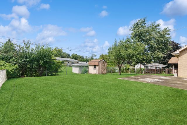 822 Bradoc Street, Chicago Heights, IL 60411