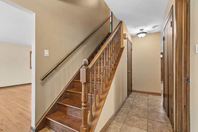 822 Bradoc Street, Chicago Heights, IL 60411