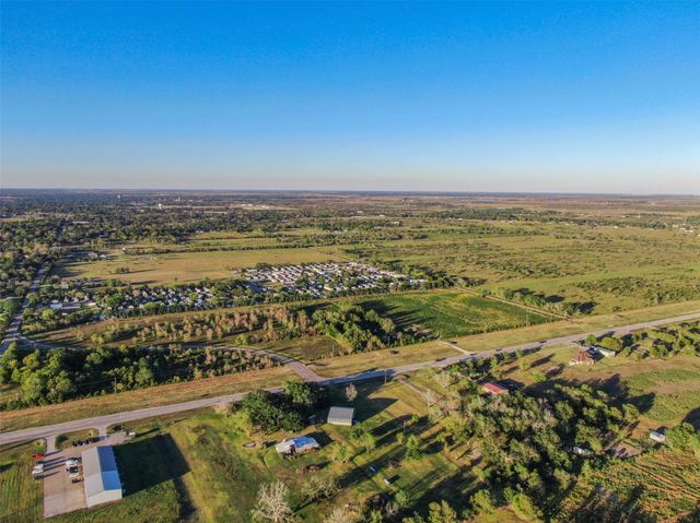 0 County Road 220, Angleton, TX 77515