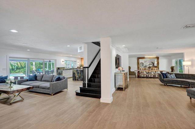 2 Mendota Lane, Sea Ranch Lakes, FL 33308