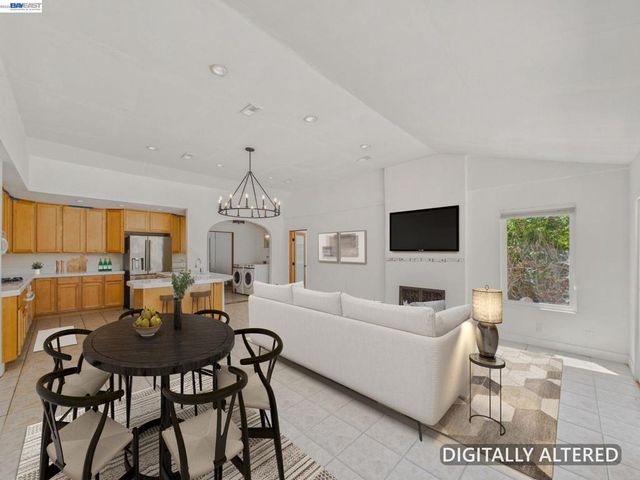 327 Steven Cir, Benicia, CA 94510