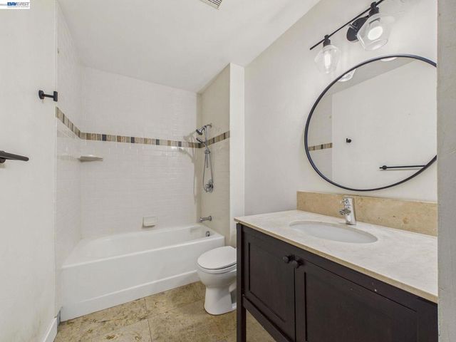 327 Steven Cir, Benicia, CA 94510