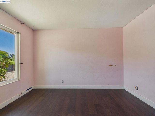 327 Steven Cir, Benicia, CA 94510