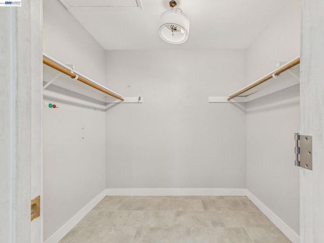 327 Steven Cir, Benicia, CA 94510