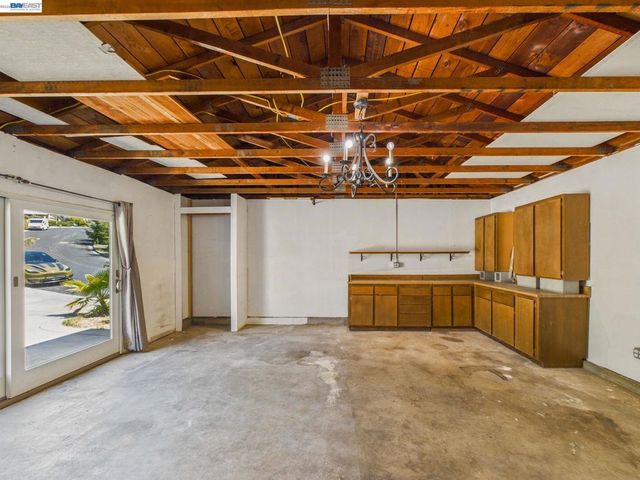 327 Steven Cir, Benicia, CA 94510