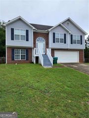 1158 Olde Hinge Way, Snellville, GA 30078