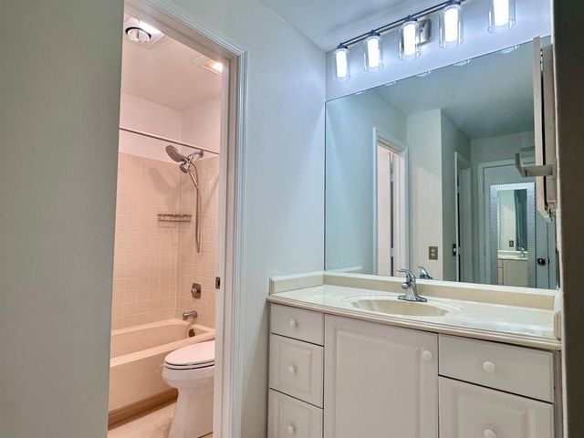 9750 Tabebuia Tree Drive A, Boynton Beach, FL 33436