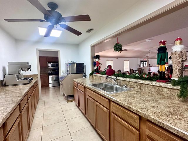 9750 Tabebuia Tree Drive A, Boynton Beach, FL 33436