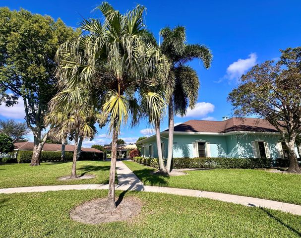 9750 Tabebuia Tree Drive A, Boynton Beach, FL 33436