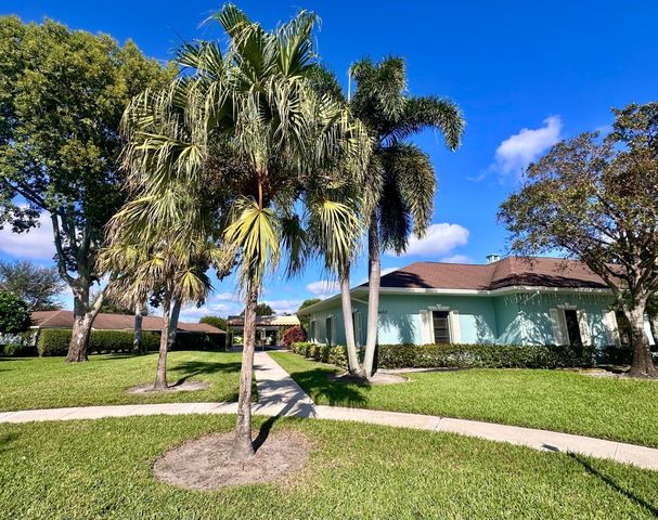 9750 Tabebuia Tree Drive A, Boynton Beach, FL 33436