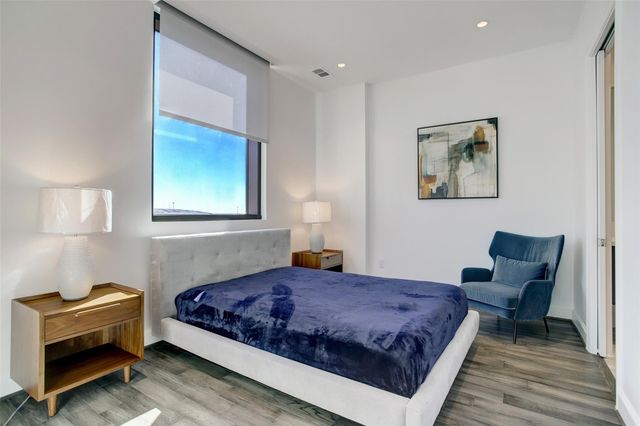 1211 Caroline Street 1001, Houston, TX 77002