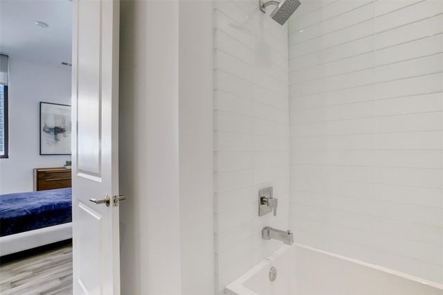 1211 Caroline Street 1001, Houston, TX 77002