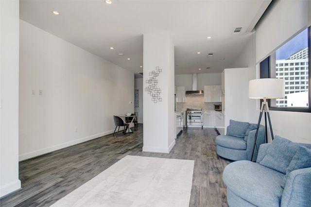 1211 Caroline Street 1001, Houston, TX 77002