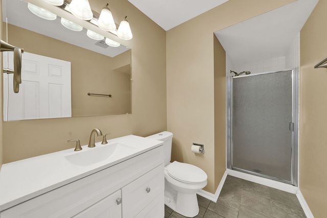1441 Holland Place, Downers Grove, IL 60515