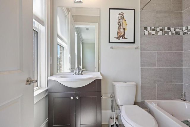 336 Brownstones Circle, Atlanta, GA 30312