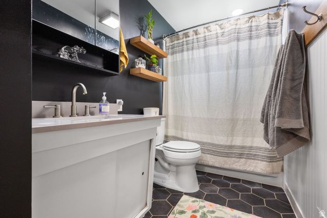 121 S INGLEWOOD DR, Orem, UT 84097