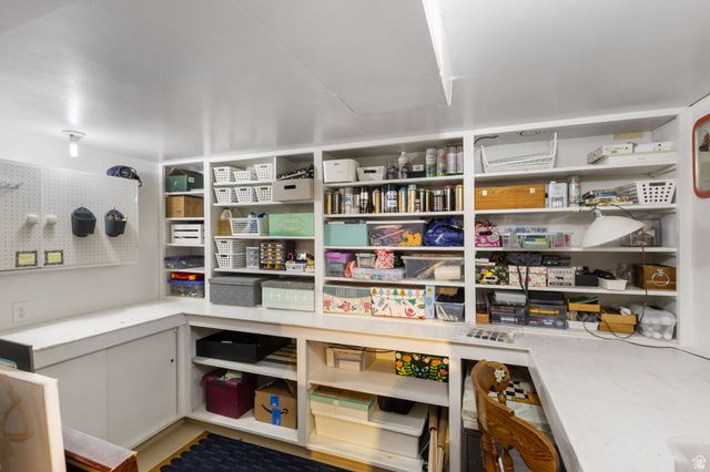 121 S INGLEWOOD DR, Orem, UT 84097